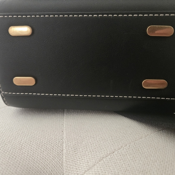 Tory Burch Lee Radzwill Shoulder Bag - Picture 10 of 15